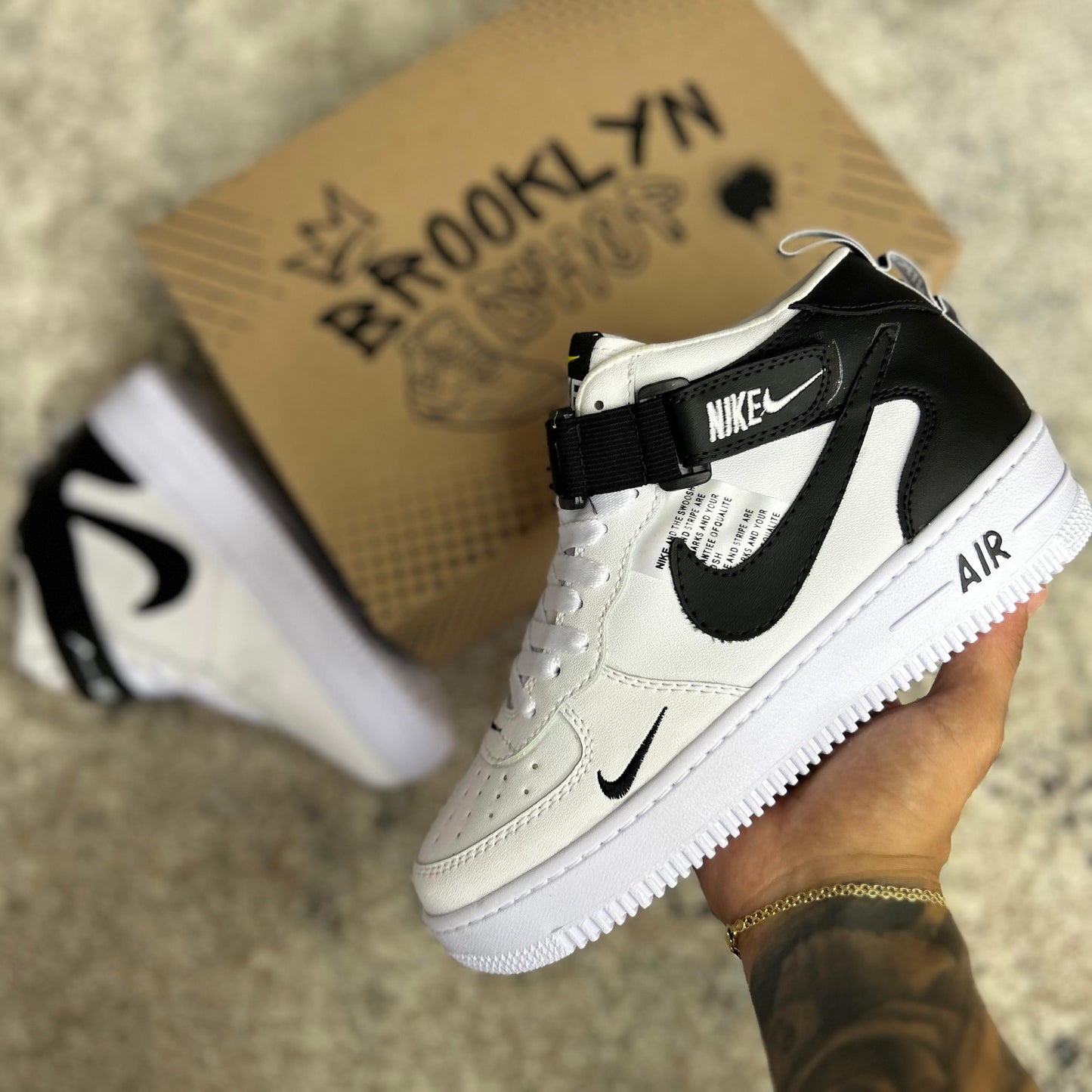 BOTA AF1 - LEGEND BLANCA