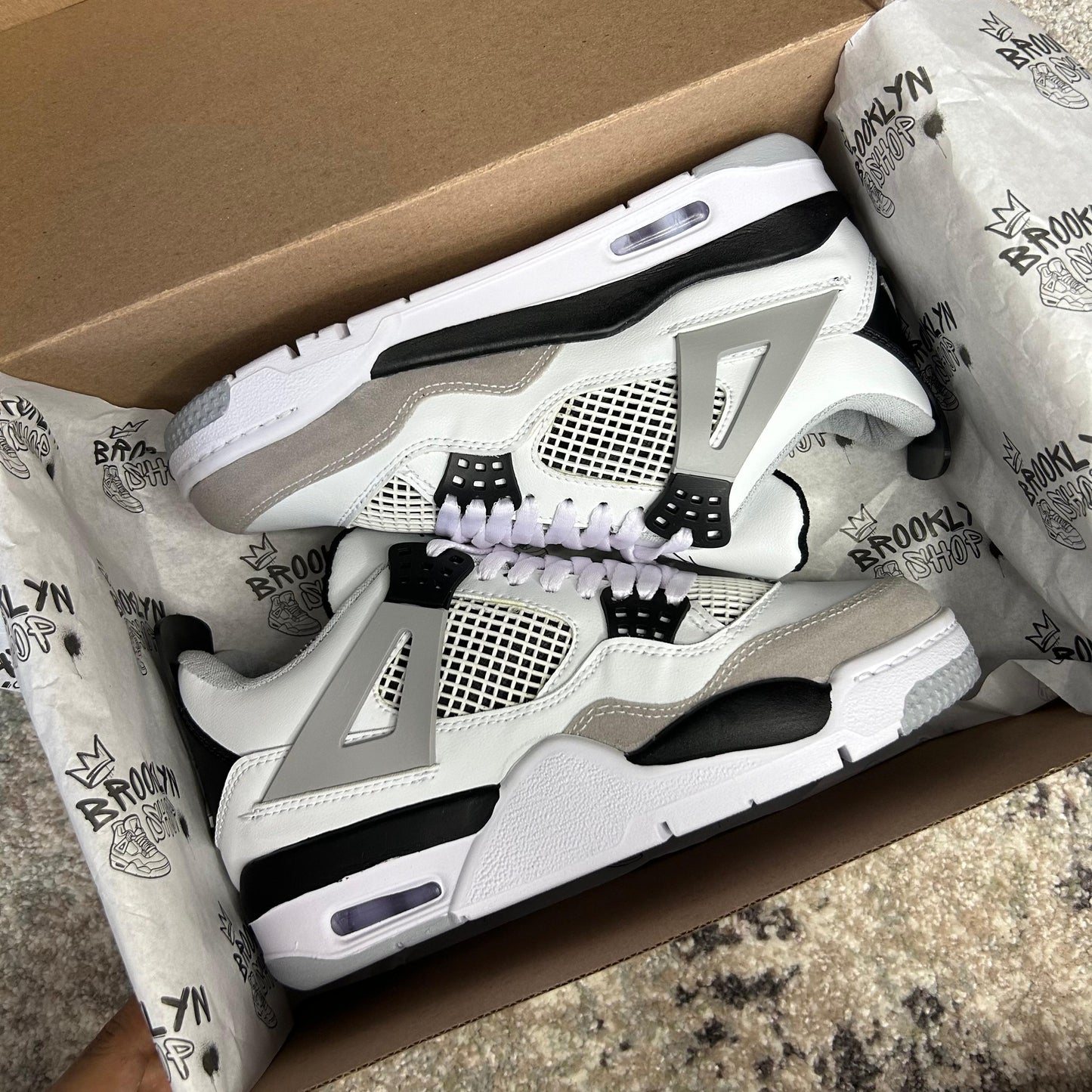 RETRO 4 - MILITARY BLACK
