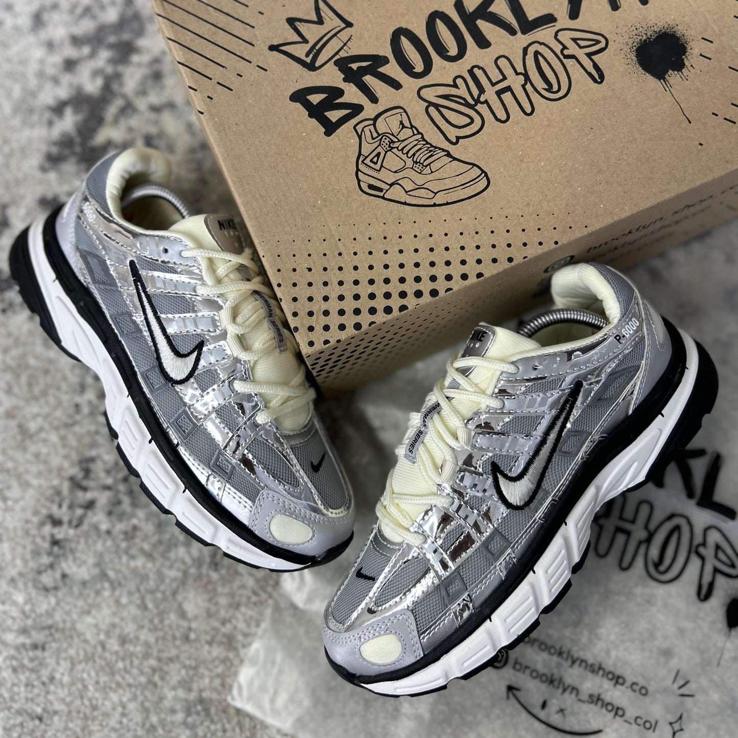 NIKE P-6000