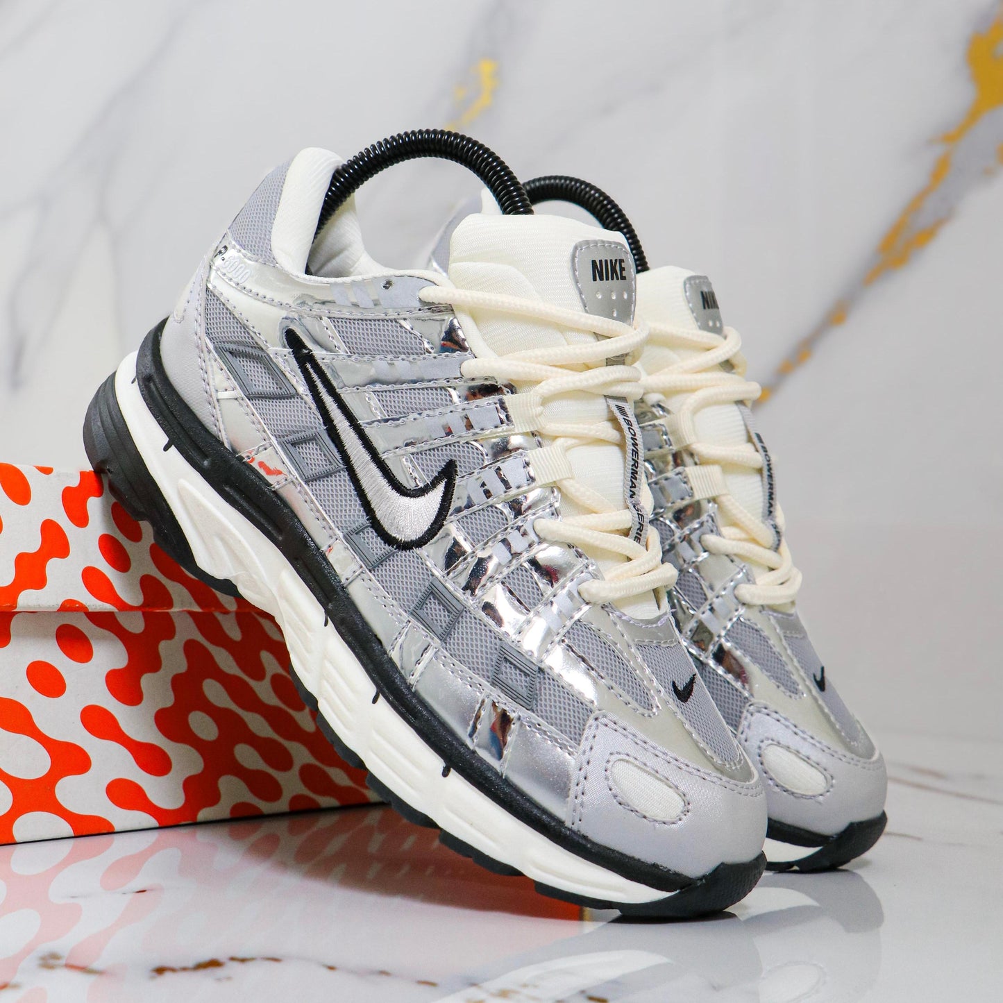 NIKE P-6000