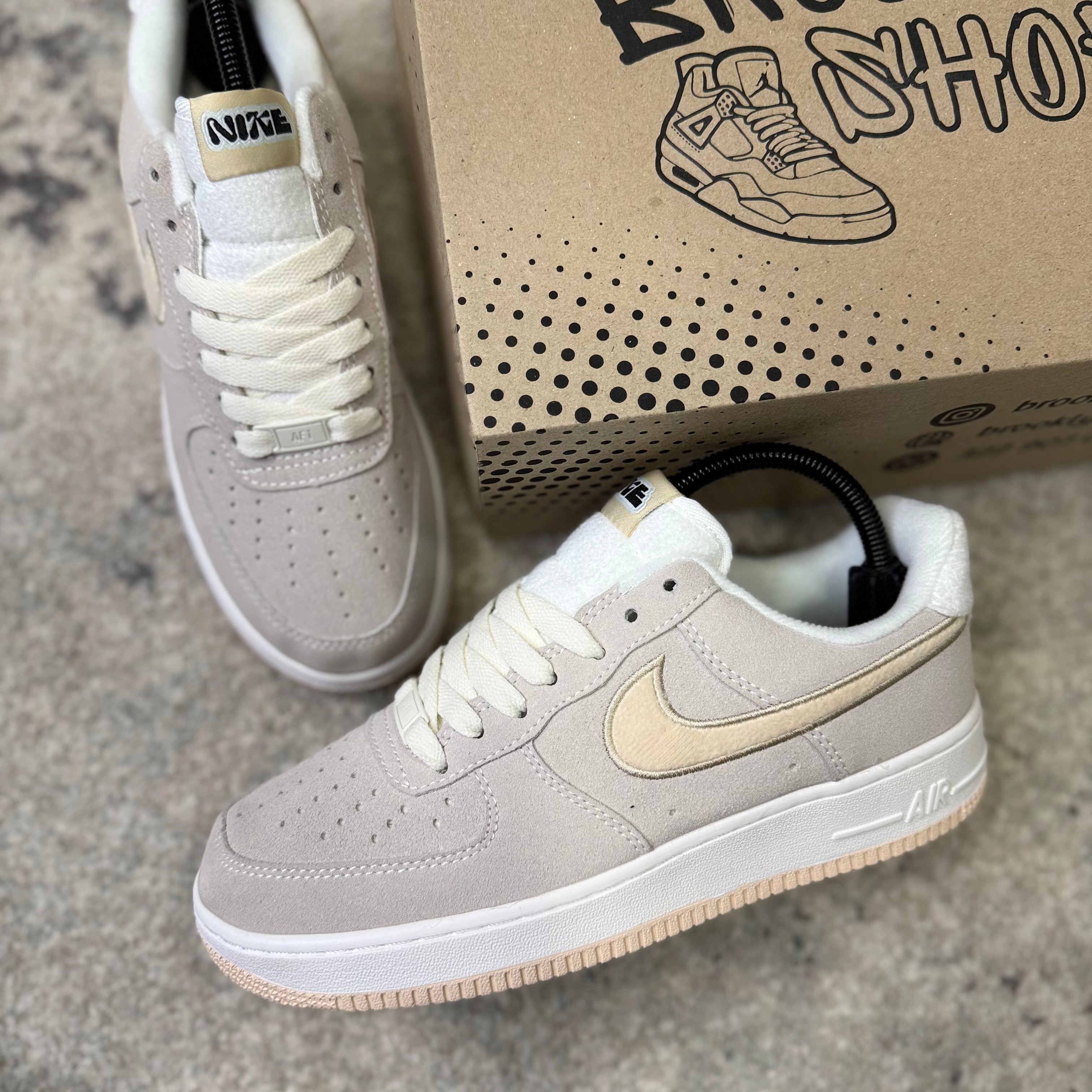 NIKE AF1 BEIGE (AAA)