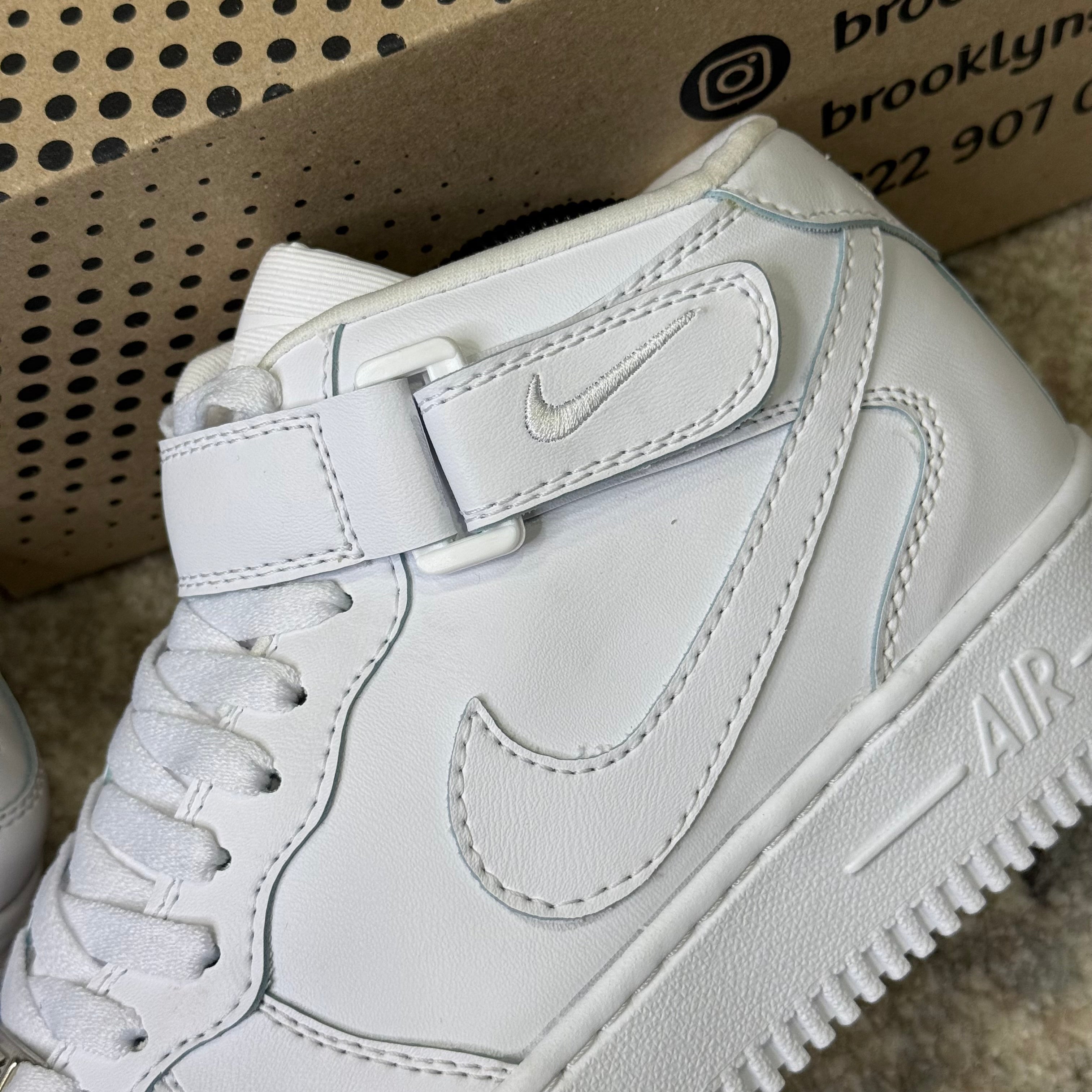 BOTA AF1 - TODA BLANCA