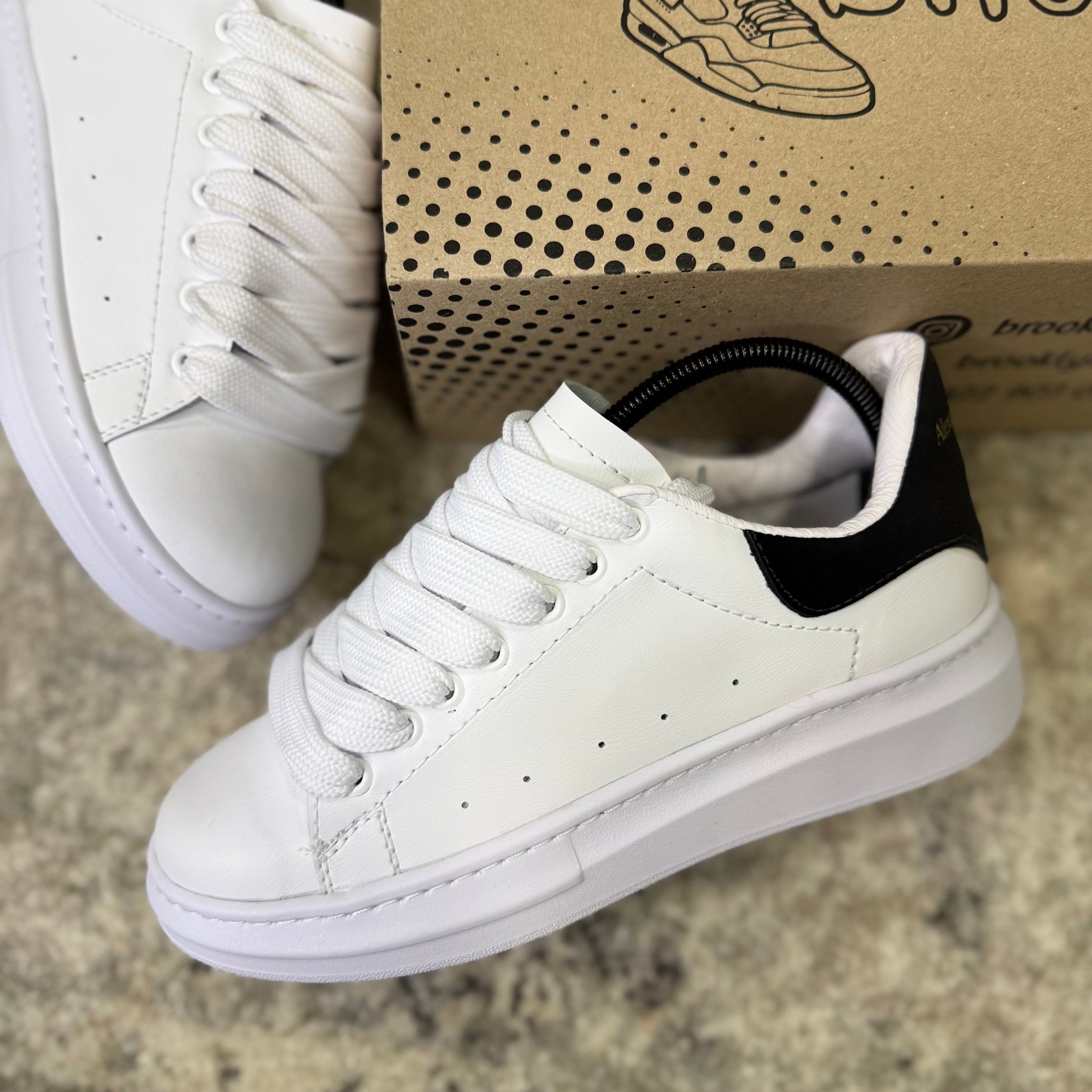 ALEXANDER MCQUEEN