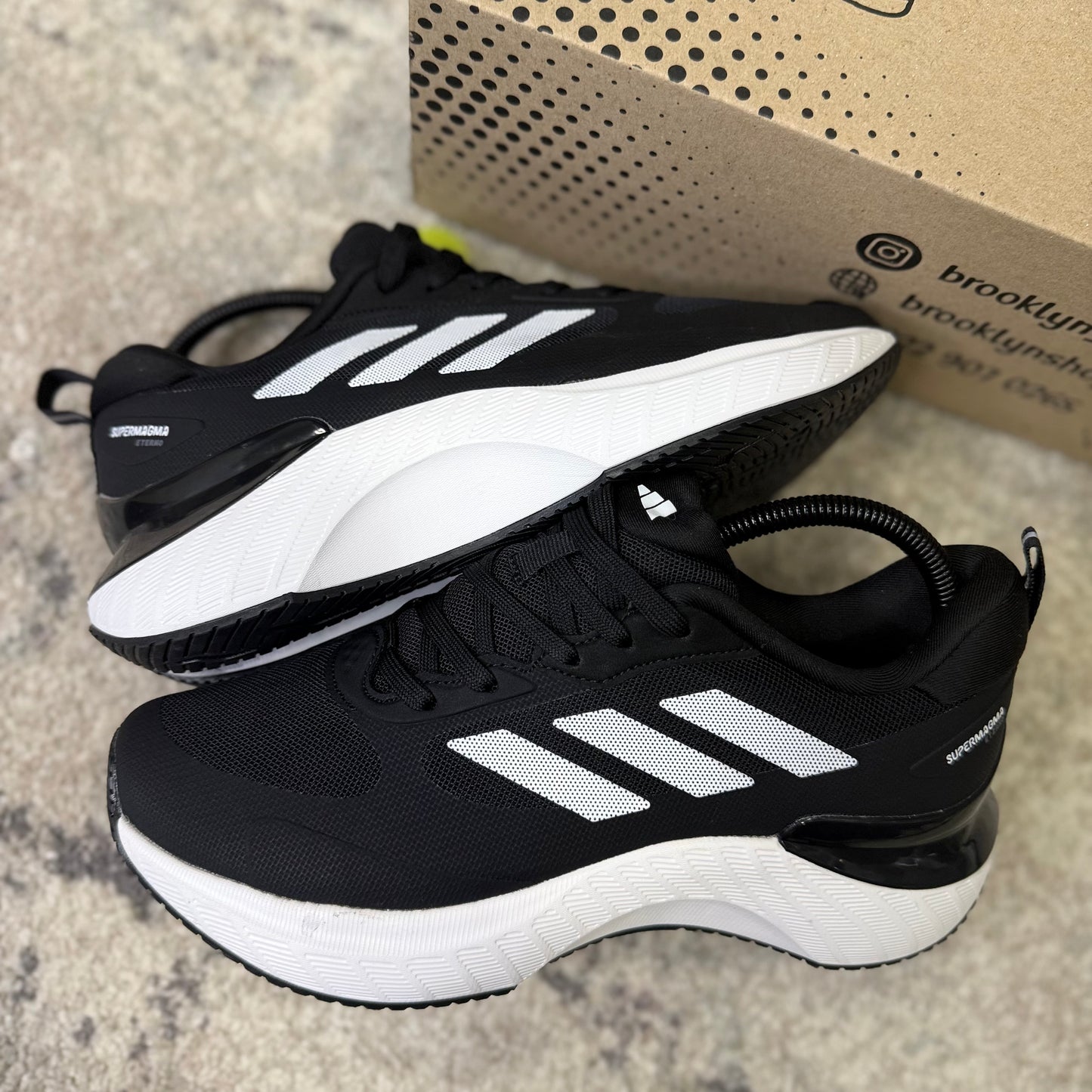 ADIDAS SUPERMAGNA (AAA)