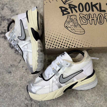 NIKE V2K RUN - PROMO