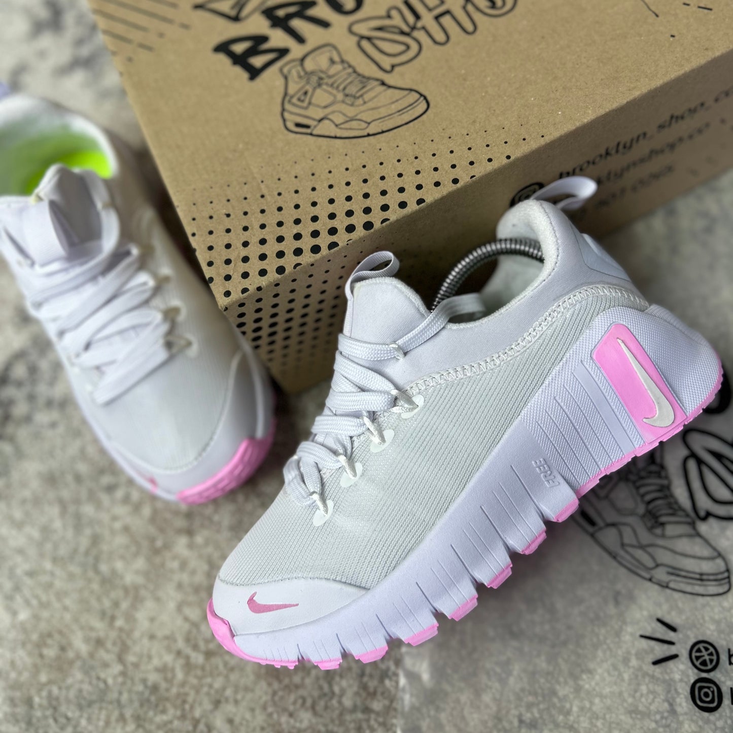 NIKE FREE METCON - 6