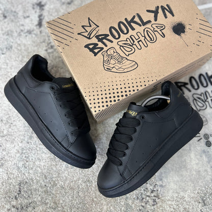 MCQUEEN - TODO NEGRO