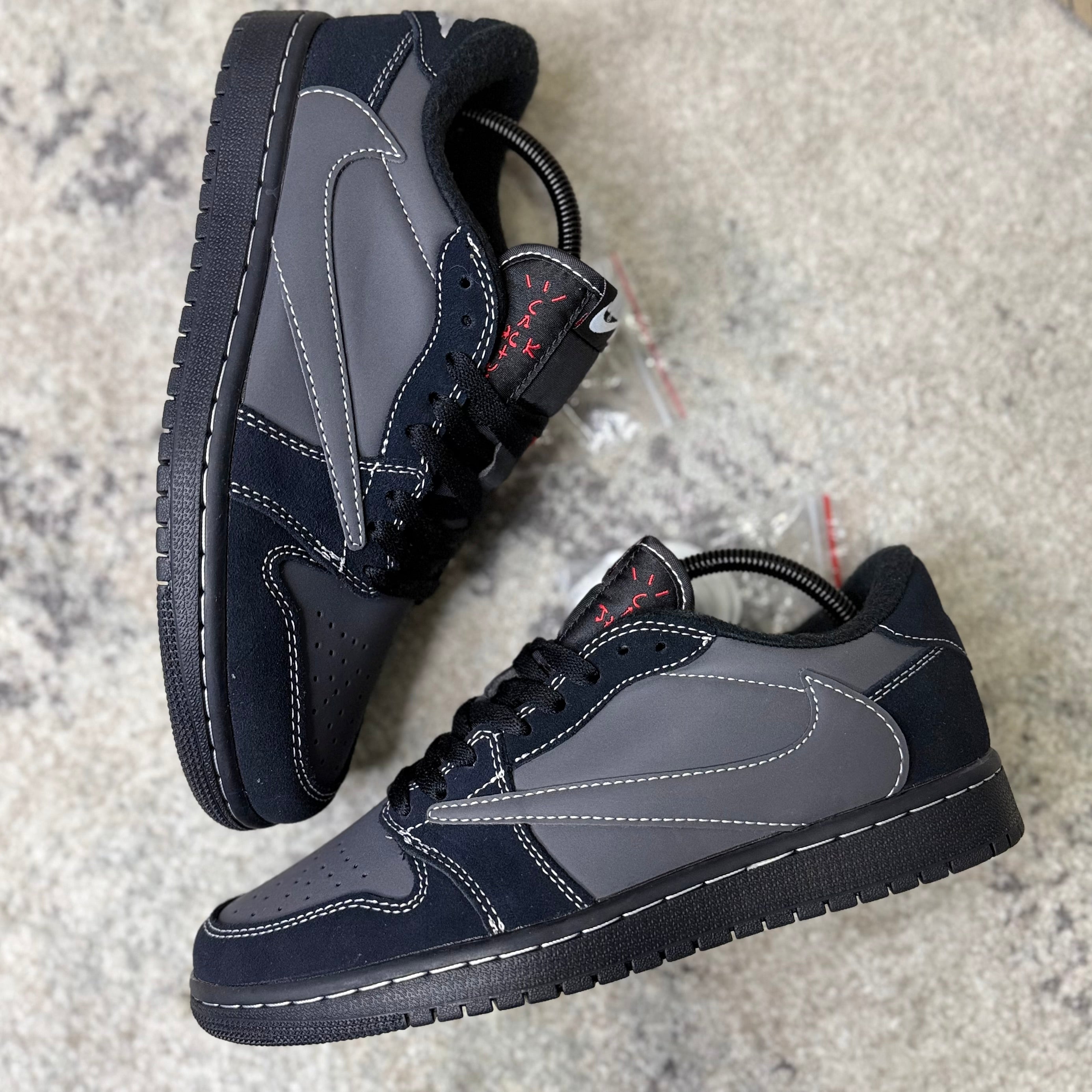 JORDAN 1 LOW - TRAVIS SCOTT (AAA)