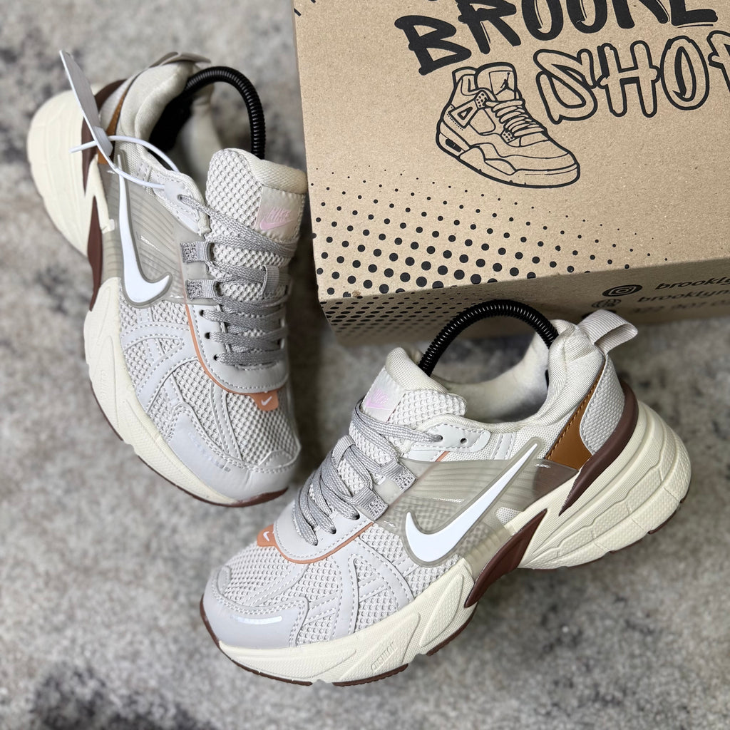 NIKE V2K RUN - BEIGE (AAA)