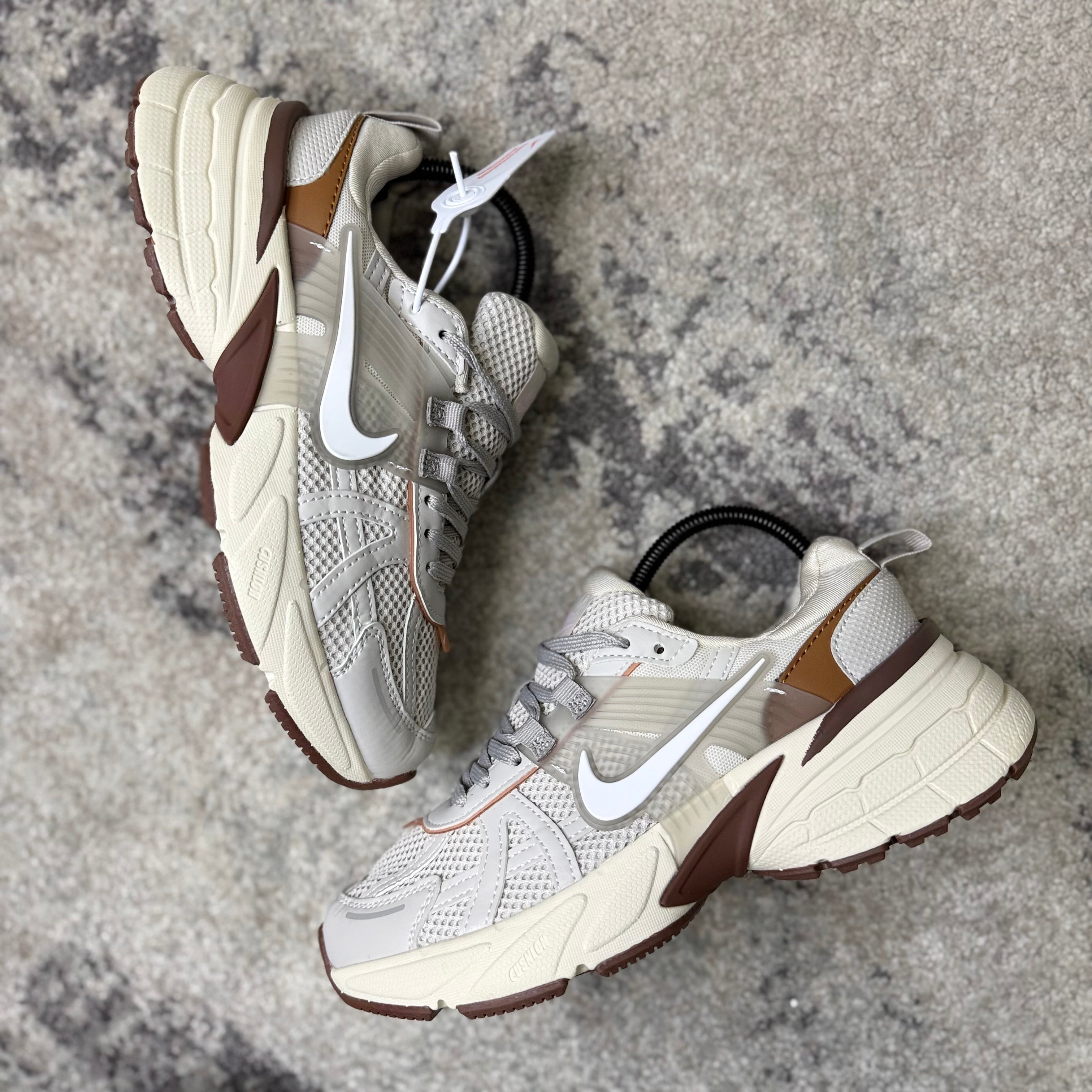 NIKE V2K RUN - BEIGE (AAA)