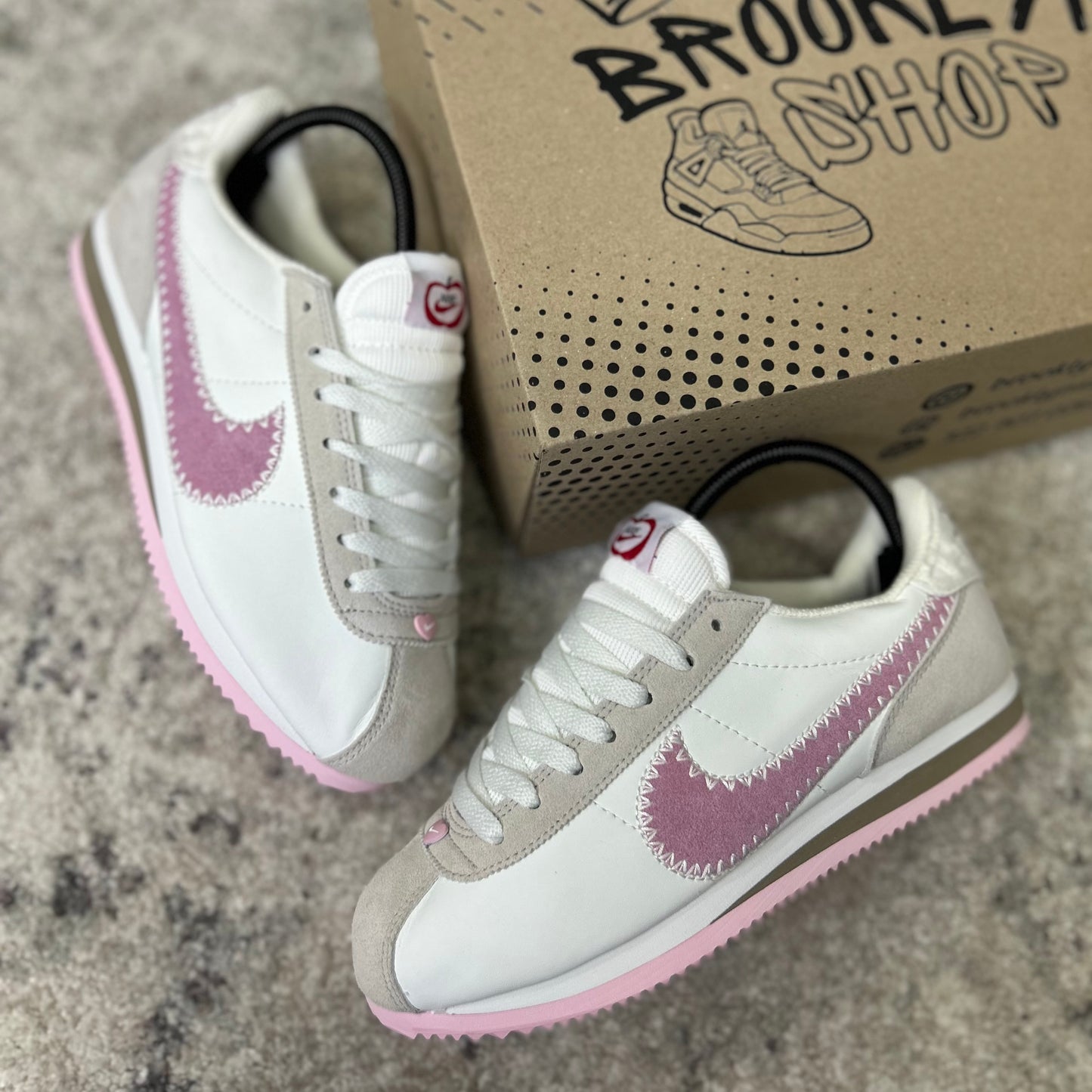 NIKE CORTEZ - Valentine's Day (AAA)