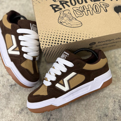 VANS UPLAND