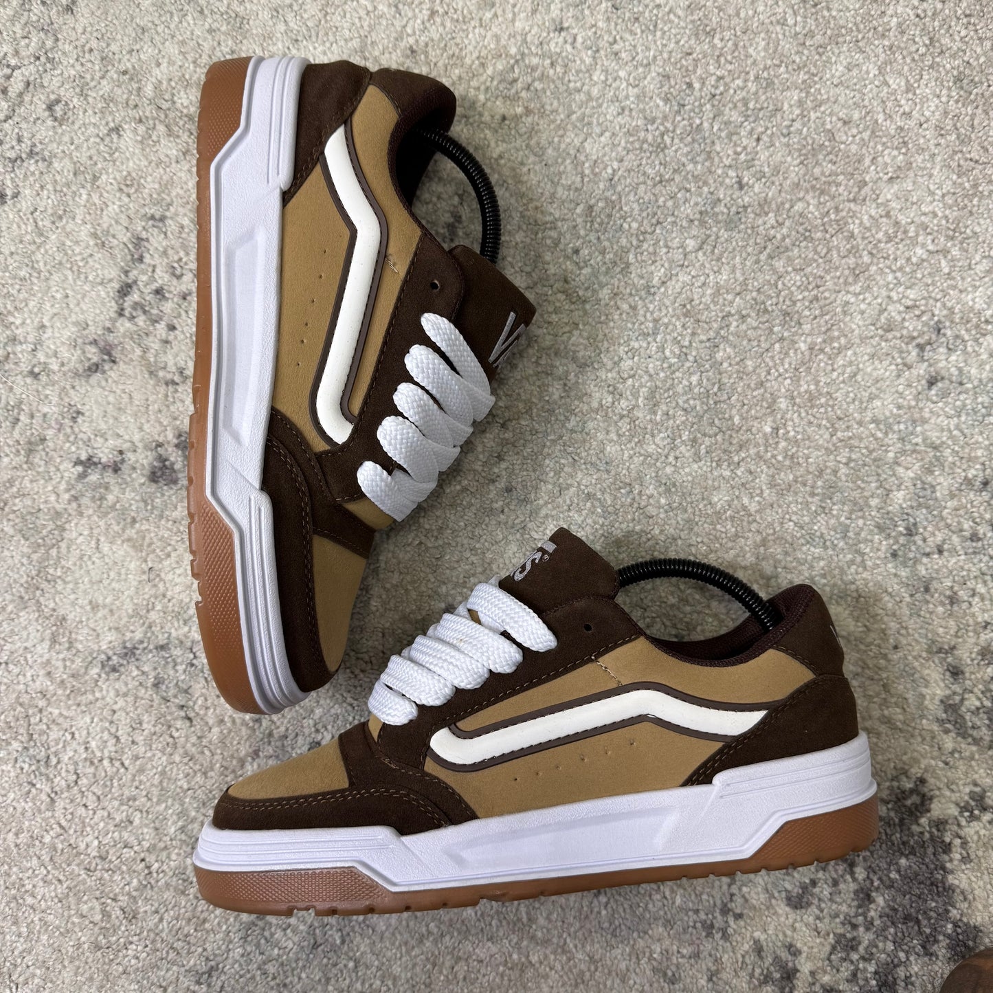 VANS HYLANE