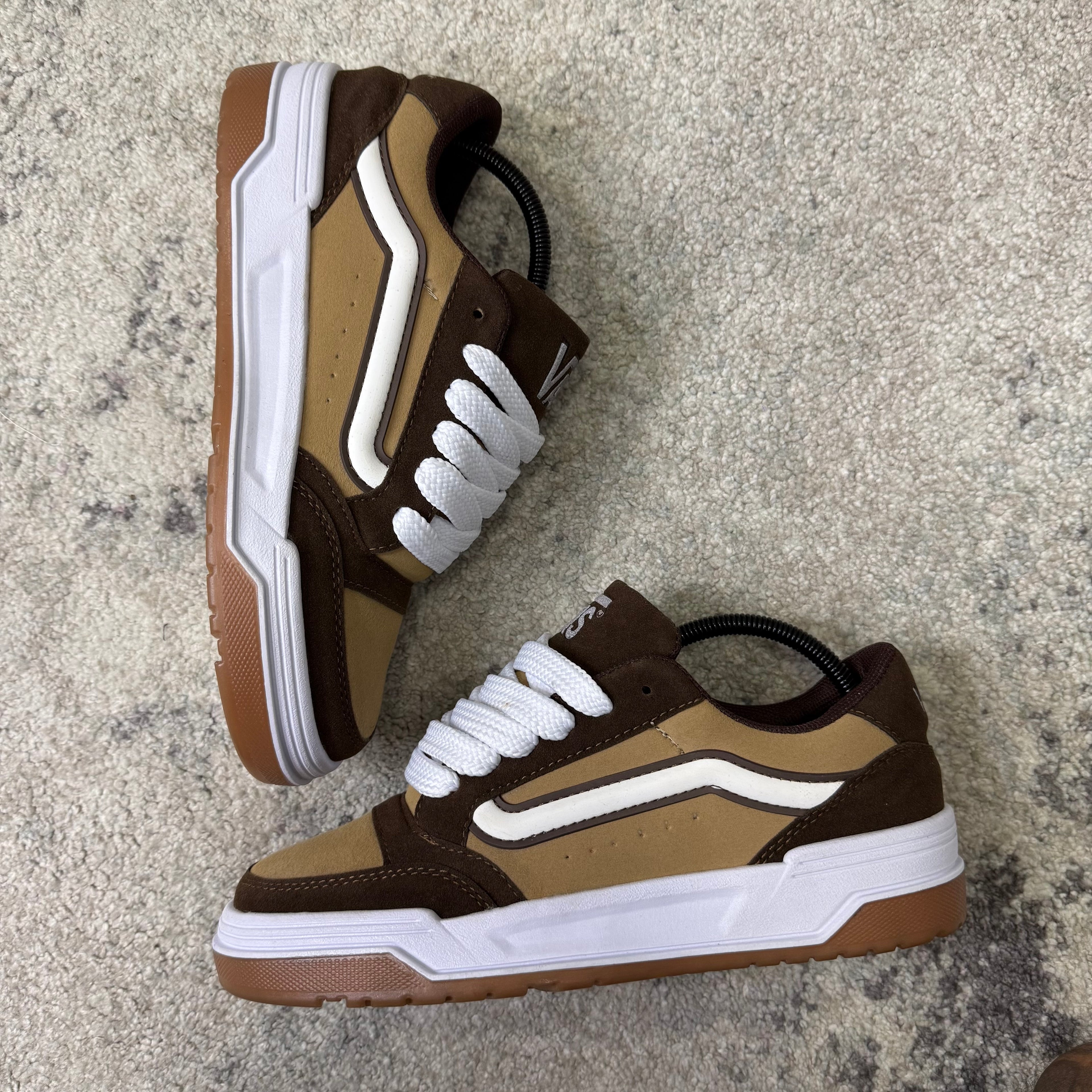 VANS HYLANE