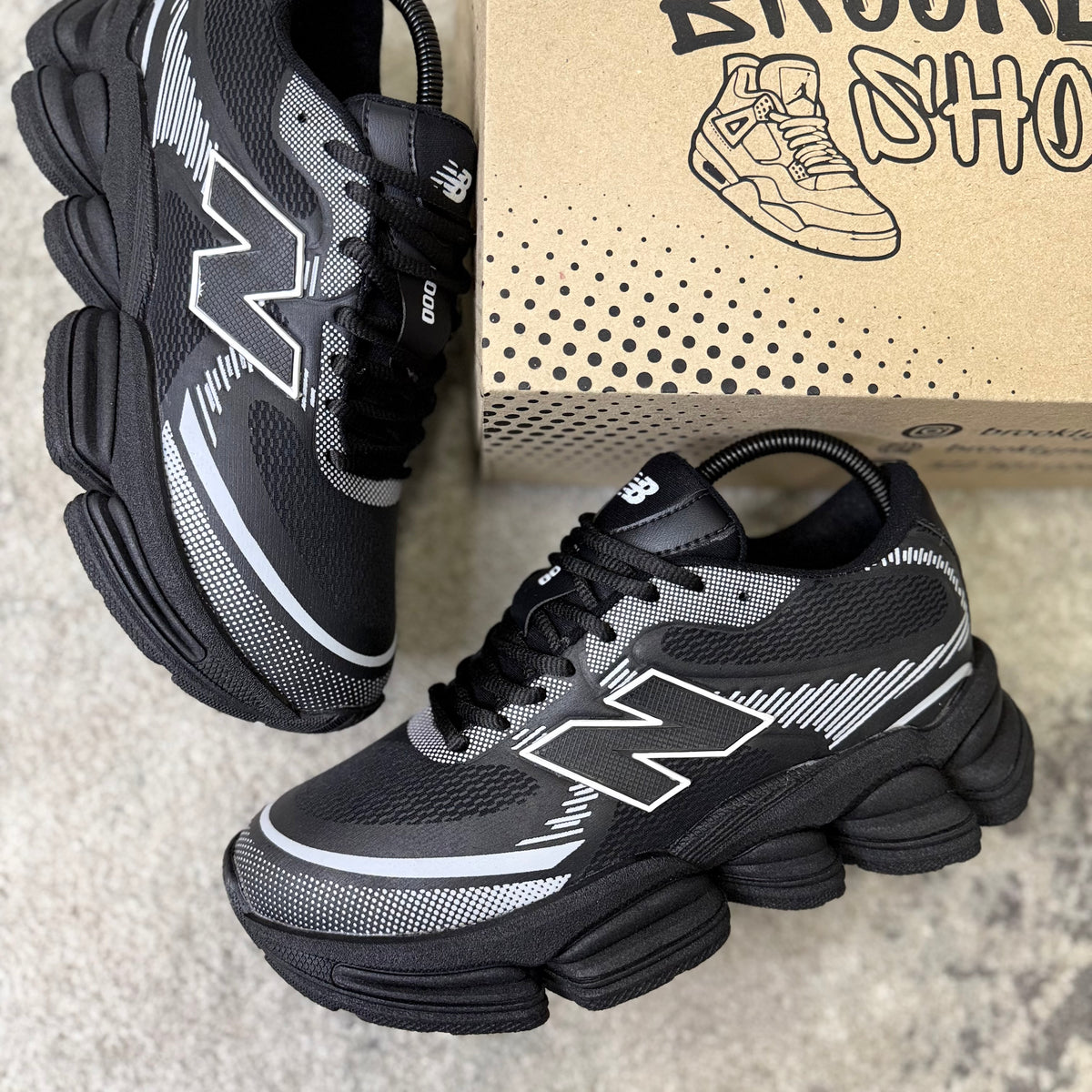 NEW BALANCE 2000
