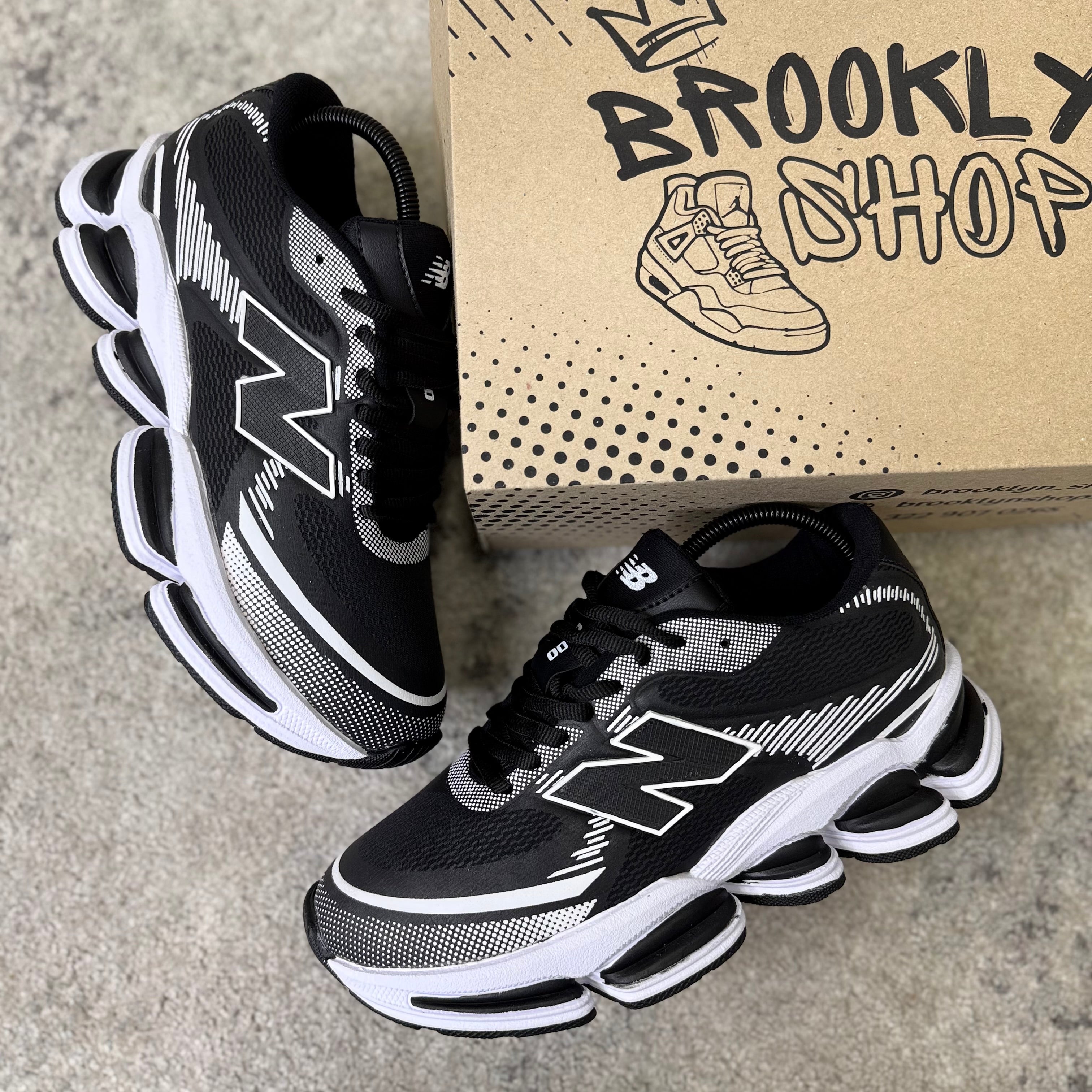 NEW BALANCE 2000