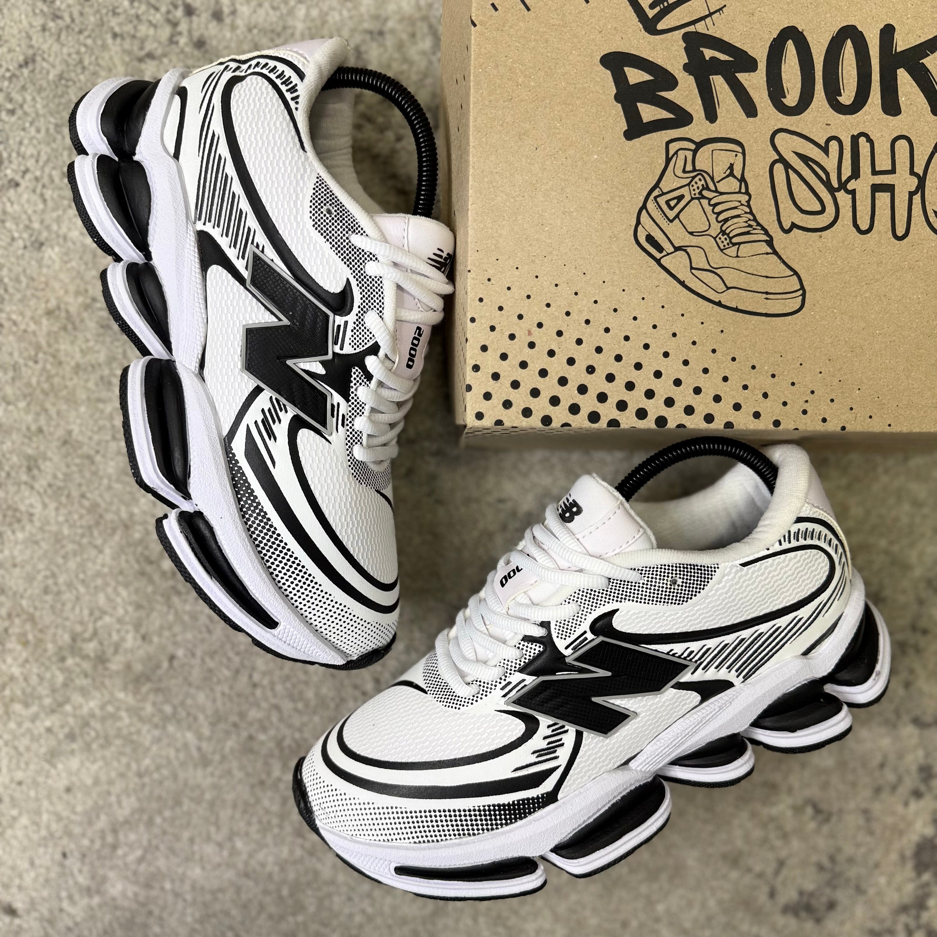 NEW BALANCE 2000