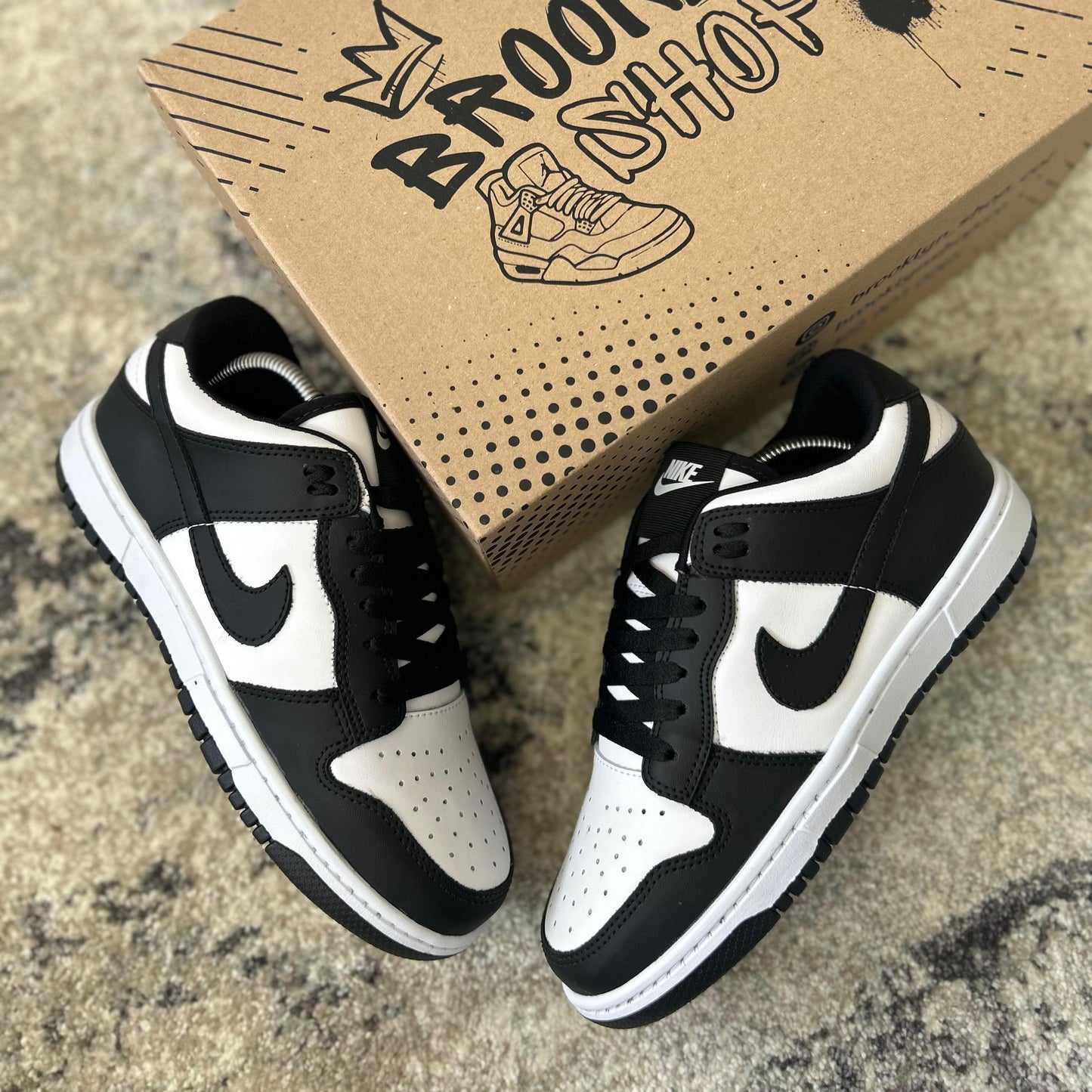 NIKE SB DUNK