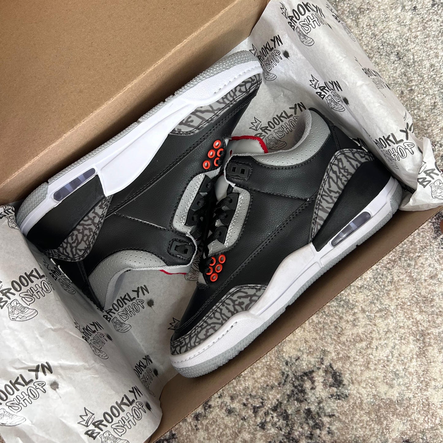RETRO 3 - OG BLACK/CEMENT