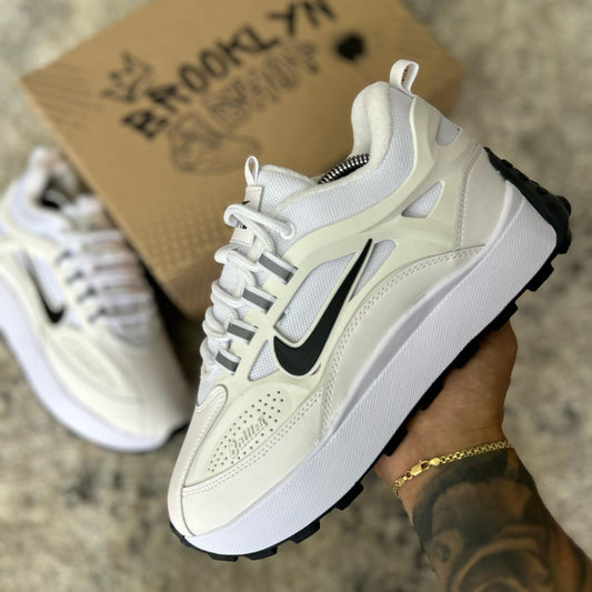 NIKE BAILLELI