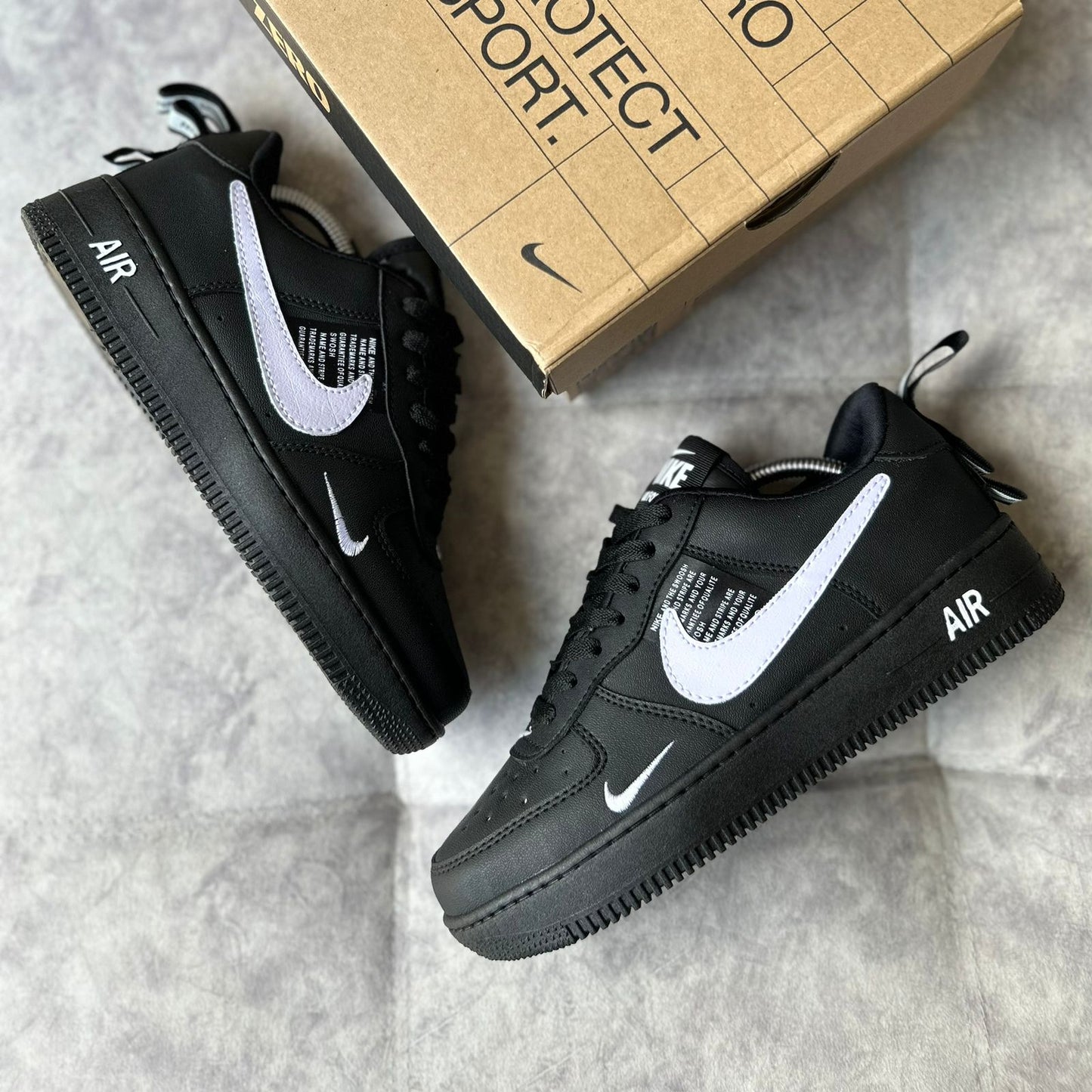 AF1 LEGEND - NEGRO