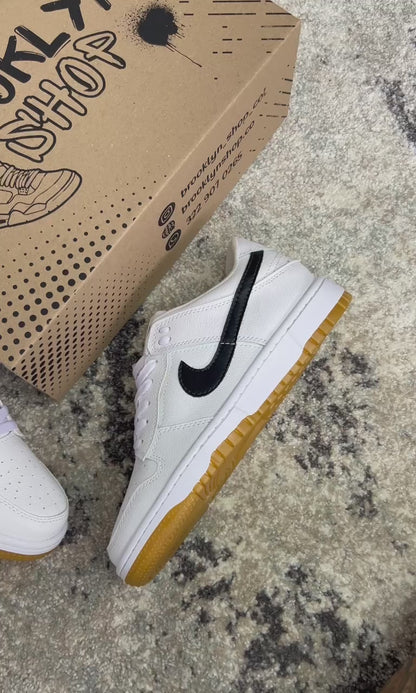 DUNK - WHITE GUM